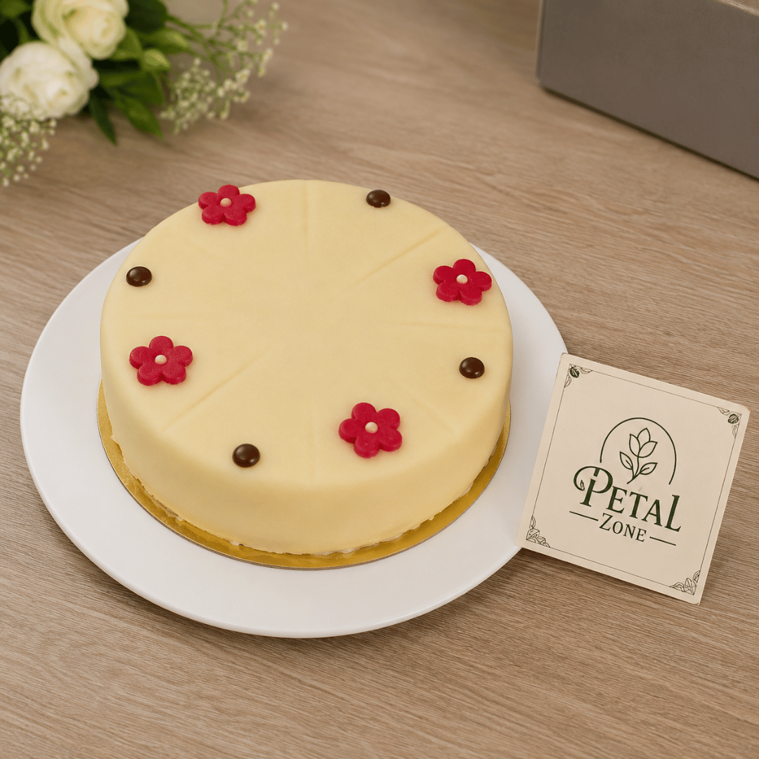 Almond Elegance – Fondant Cake