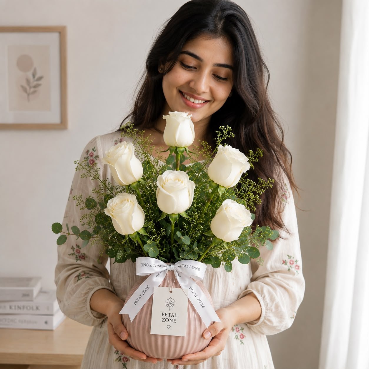 Elegant Fresh 5 White Rose Flower Vase 2