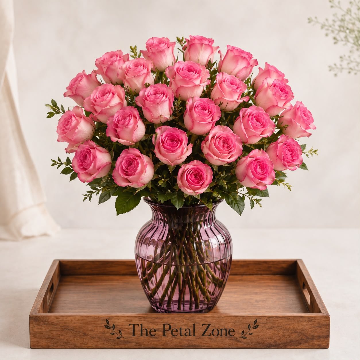 Elegant Fresh 25 Shaded Pink Rose Flower Vase Wooden Tray 3