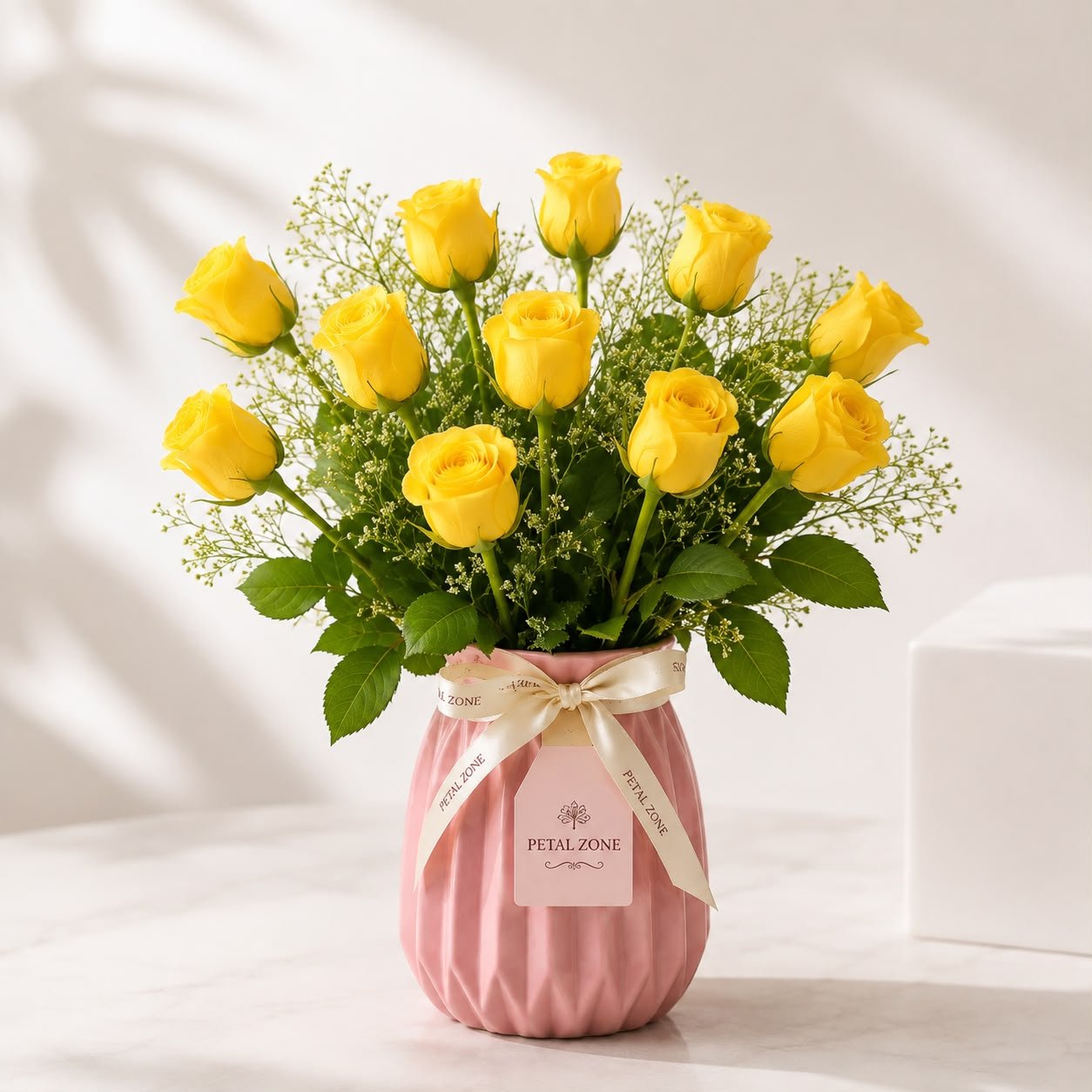 Elegant Fresh 11 Yellow Rose Flower Vase 3